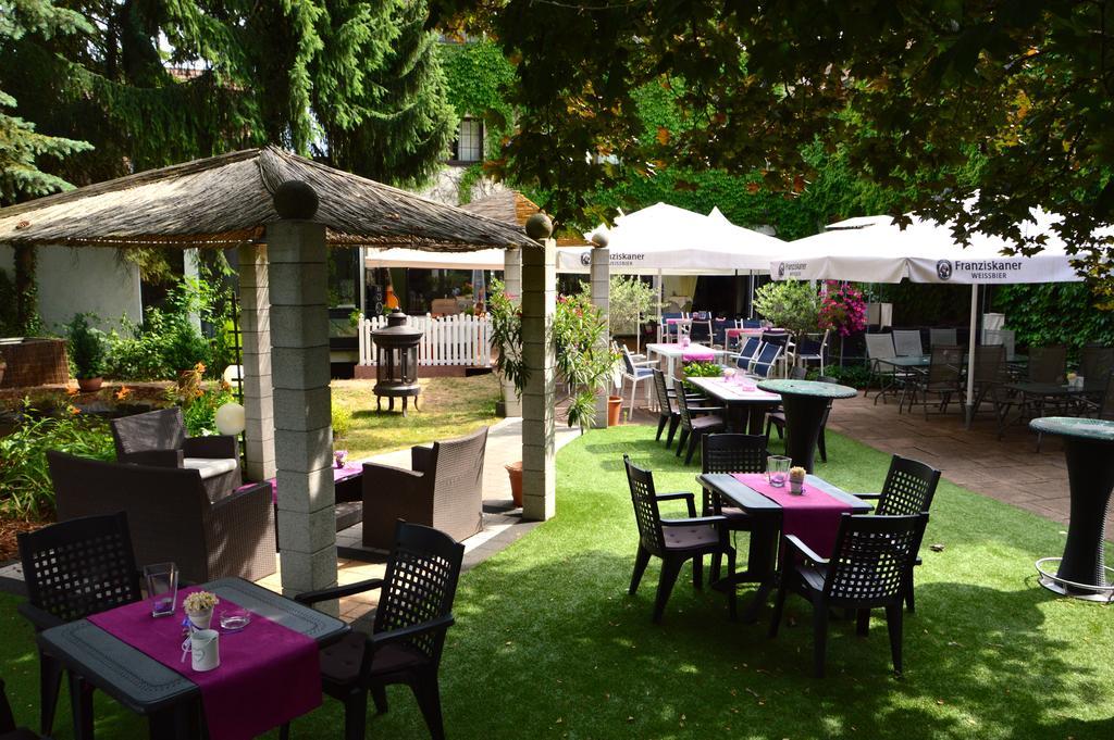 Hotel Haus Krone Bexbach Esterno foto